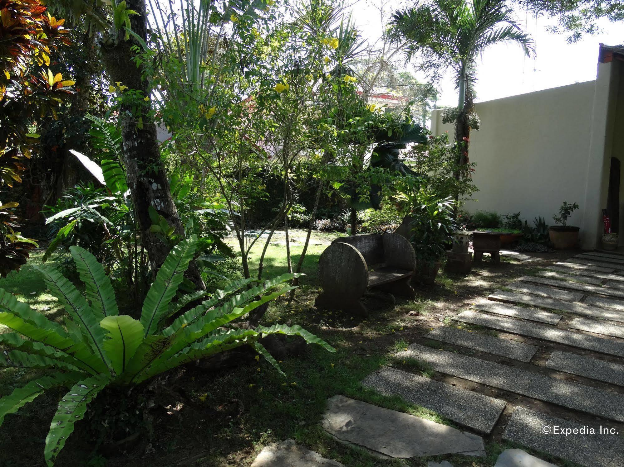 Hibiscus Garden Inn Puerto Princesa Eksteriør billede